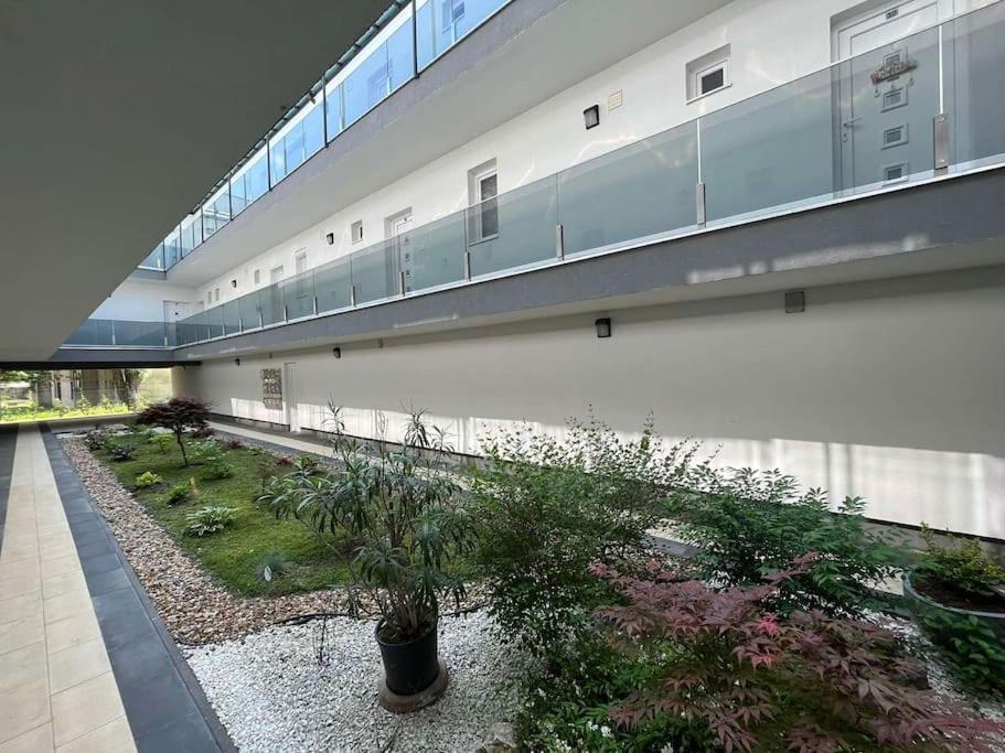 Swan Apartman - Keszthely Exterior photo